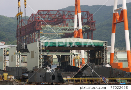 No. 2 slipway of Mitsubishi Heavy Industries Nagasaki Shipyard, where the battleship Musashi was once built No. 2 slipway of Mitsubishi Heavy Industries Nagasaki Shipyard, where the battleship Musashi was once built 77022638