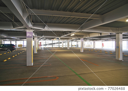 Multi-storey car park that enables a lot of parking 77026488