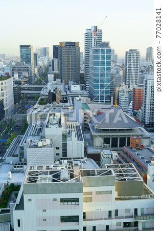 大阪市中央區本町附近的城市景觀 77028141