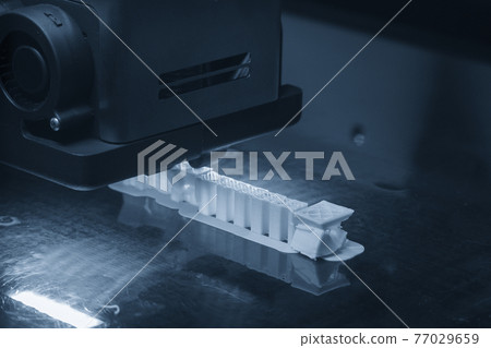 The 3D printer machine. 77029659