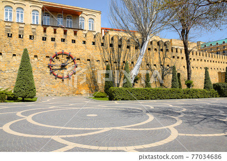 Watches on the streets, parks and city walls of Baku Watches on the streets, parks and city walls of Baku 77034686
