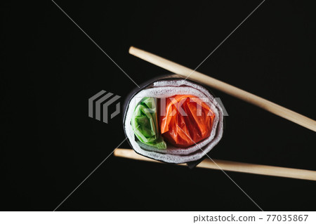 Micro plastic pollution of ocean, global problem 77035867