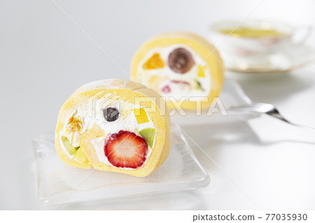 fruit roll cake fruit roll cake 77035930