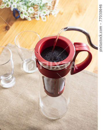Coffee for watering out 77038646