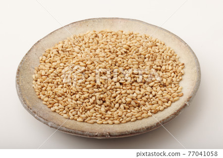 White roasted sesame 77041058