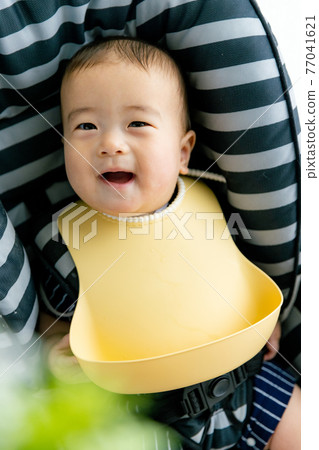 Childcare baby 77041621