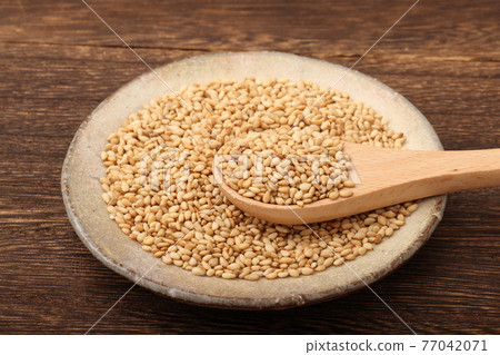 White roasted sesame 77042071