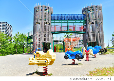 Shioiri Park (Arakawa-ku, Tokyo) [2021.4] 77042961