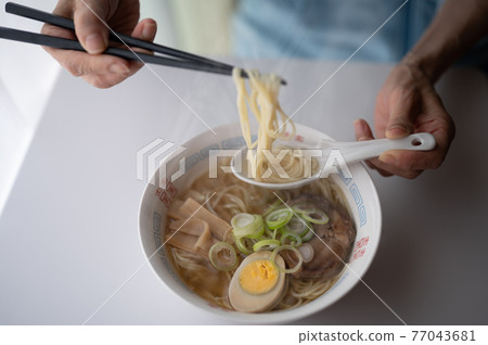 Hot soy sauce ramen with steam 77043681