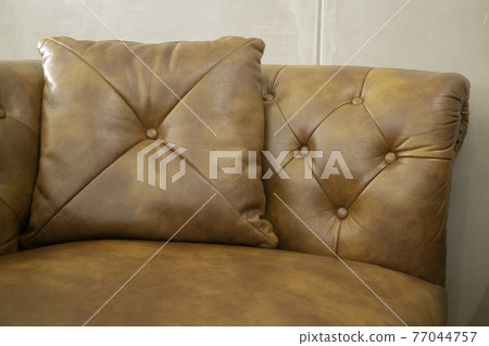 Contemporary apartment interior with grey wall 77044757