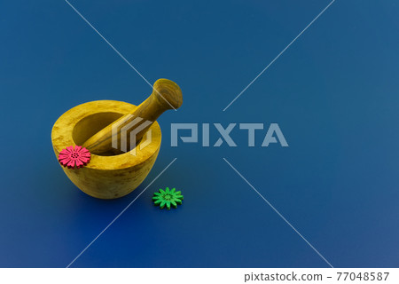 Wooden rustic style mortar and pestle Wooden rustic style mortar and pestle 77048587