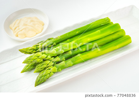 Boiled asparagus Boiled asparagus 77048836