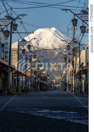 The magnificent Mt. Fuji seen from the shopping street of Fujiyoshida City The magnificent Mt. Fuji seen from the shopping street of Fujiyoshida City 77049806