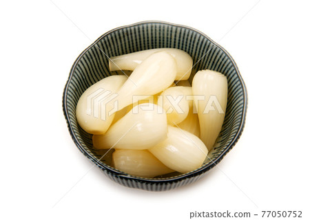 Sweet and sour pork pickled with rakkyo 77050752