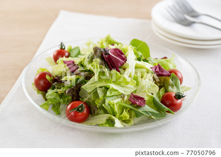 A salad A salad 77050796