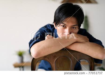 男性肖像』 77051737