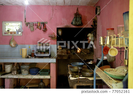 Sri Lanka kitchen 77052161