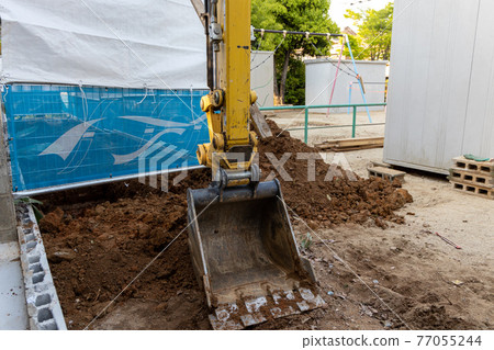 砌塊牆拆除施工現場 77055244