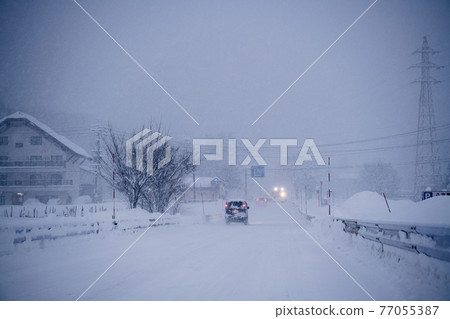長野縣白馬村的雪景 長野縣白馬村的雪景 77055387