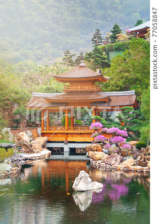 Traditional Arch in Nan Lian Garden, Hong Kong Traditional Arch in Nan Lian Garden, Hong Kong 77058847