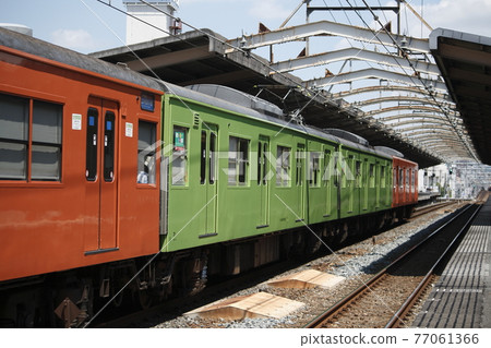 [O] Osaka Loop Line 103 series (mixed color formation) 77061366