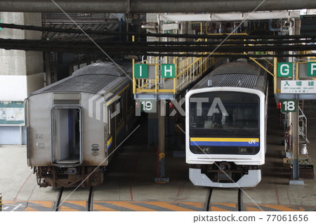 大宮綜合車輛中心檢查的車輛 77061656