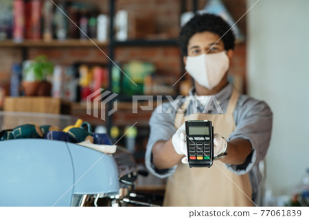 Protect to pandemic of coronavirus, reopen store after close lockdown quarantine to new normal Protect to pandemic of coronavirus, reopen store after close lockdown quarantine to new normal 77061839