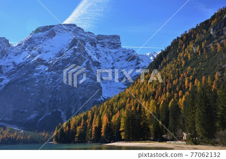 Autumn view Autumn view 77062132