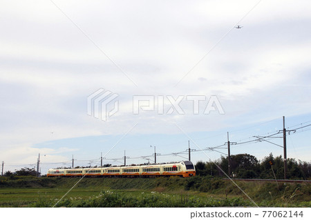 特快稻穗和飛機到新潟機場 77062144