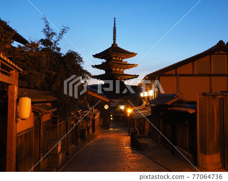 京都魔法小時八坂塔 77064736