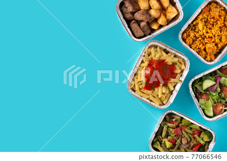 Take away healthy food in foil boxes Take away healthy food in foil boxes 77066546