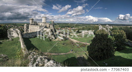 Ogrodzieniec castle in Poland 77067403
