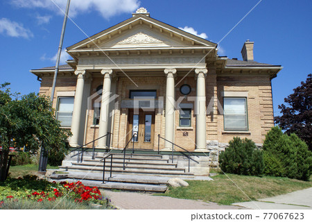 Exterior Public Library Exterior Public Library 77067623
