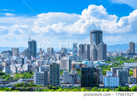 《Osaka Prefecture》 Osaka cityscape / summer sky 77067827