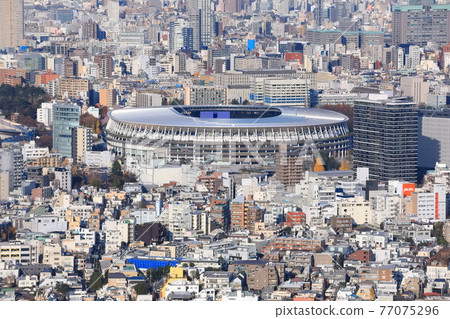 [Tokyo] New National Stadium in sunny weather 77075296