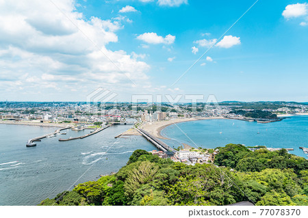 The shore of Shonan 77078370