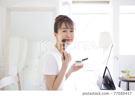 漂亮的小姐來彌補 77080457