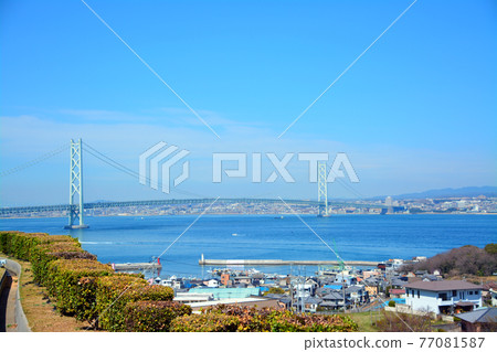 Great suspension bridge "Onaruto Bridge" 77081587