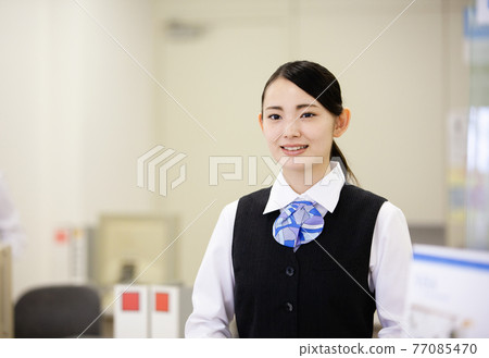 臨時員工形象 77085470