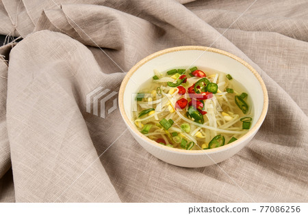 豆芽湯 77086256