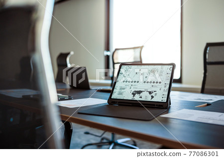 conference room  77086301