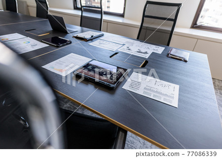 conference room  77086339