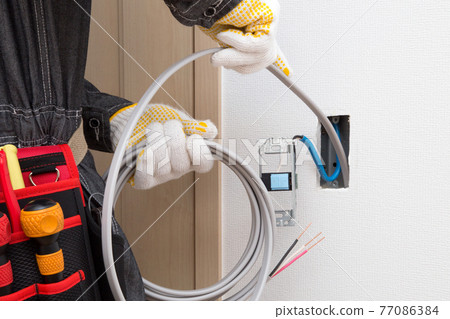 電氣工作：通過電纜進行額外佈線工作的工作 77086384