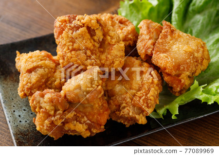 Deep-fried chicken Deep-fried chicken 77089969