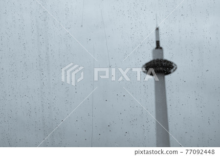 Shot of Kyoto Tower in front of JR Kyoto station in Shimogyo-ku, Kyoto-shi 77092448