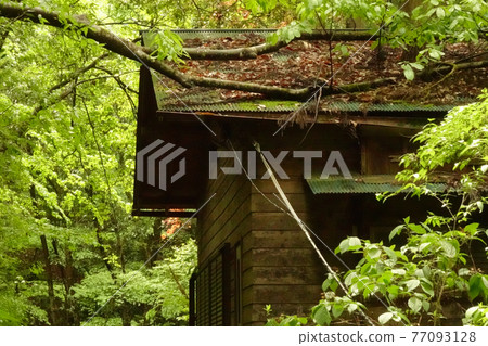 被遺棄的房屋/廢墟01 被遺棄的房屋/廢墟01 77093128