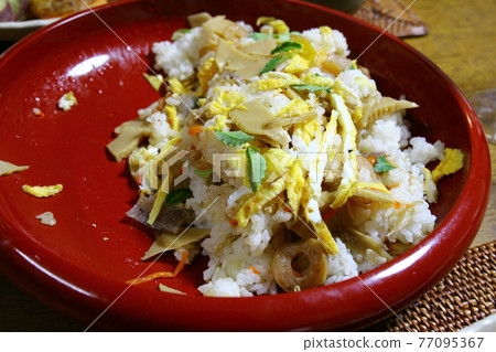 Gomoku Chirashizushi Supper 77095367