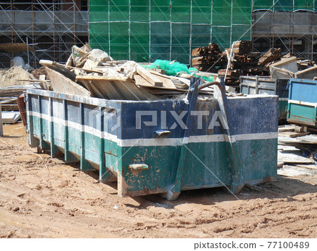 SELANGOR, MALAYSIA -JANUARY 15, 2017: Construction wasted disposal bin used at the construction site.   77100489