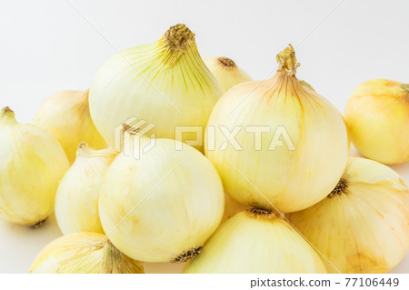 New onion (taken in April) 77106449