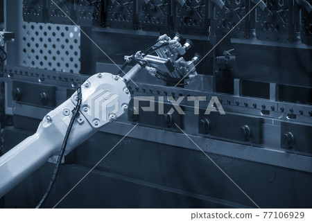 The hi technology metal forming . The hi technology metal forming . 77106929